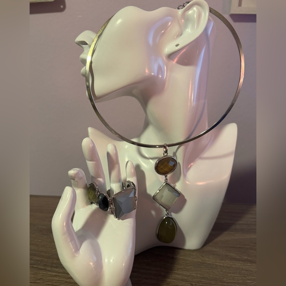 Chicos drop pendant necklace & bracelet